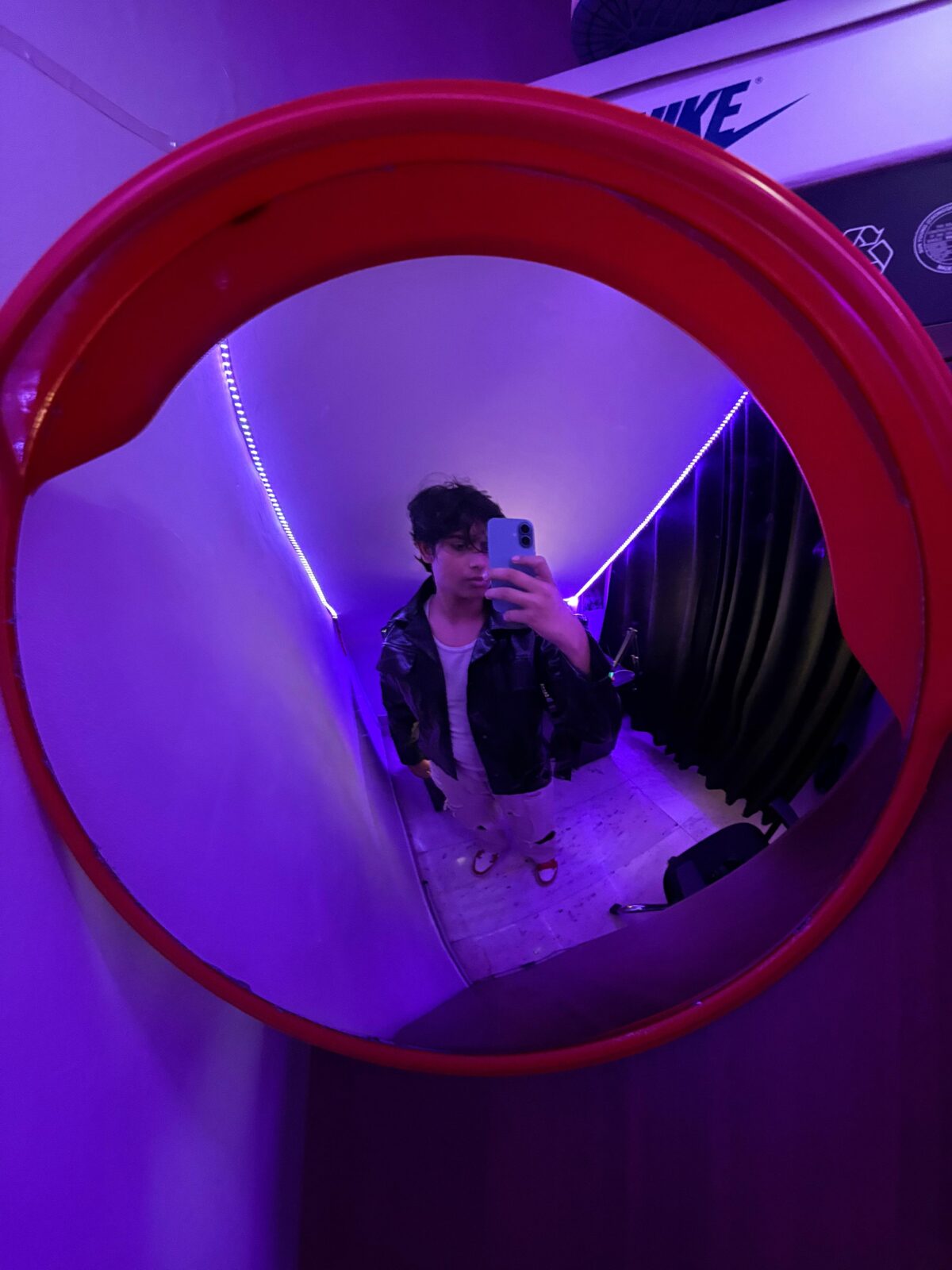 AESTHETIC TRAFFIC MIRROR